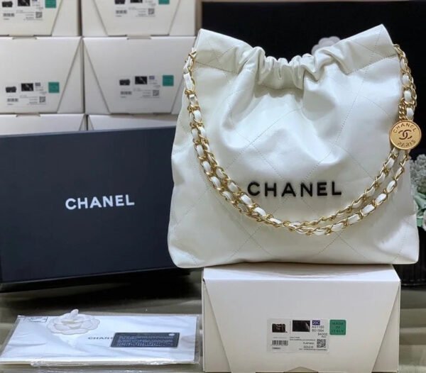 0048940D-2475-E070-B57D-CE607D666DFB.jpg Chanel 22 Handbag White For Women 14.4in/37cm AS3261 B08038 10601