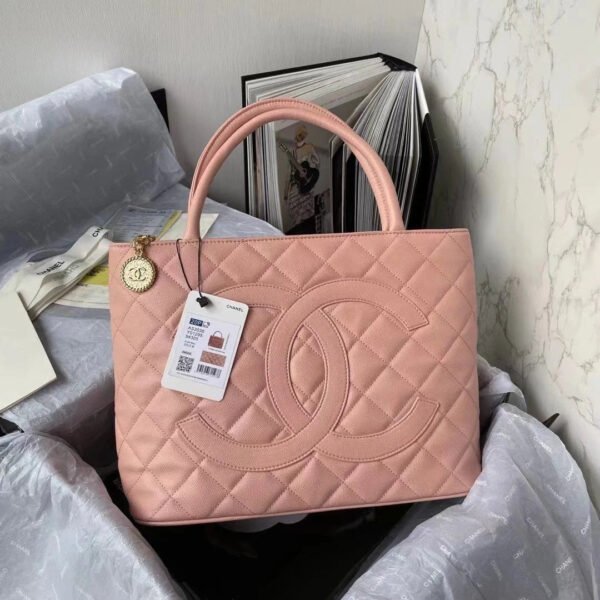 00A99DD8-14EA-1388-68DD-1F52D7B31DC5.jpg Chanel Medallion Tote Shoulder Pink Bag For Women 29cm/11.4in
