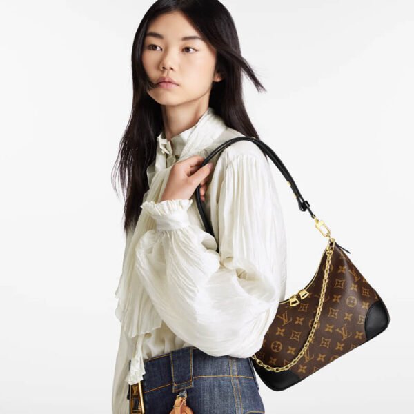 02321CA9-6058-88AE-361D-3A2B568943BF.jpg Louis Vuitton M45831Boulogne