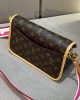 030A6E17-A60D-FCBB-DF96-C7ADC8B582B2.jpg Louis Vuitton Diane M46049