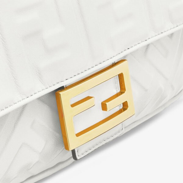 Fendi Baguette Medium