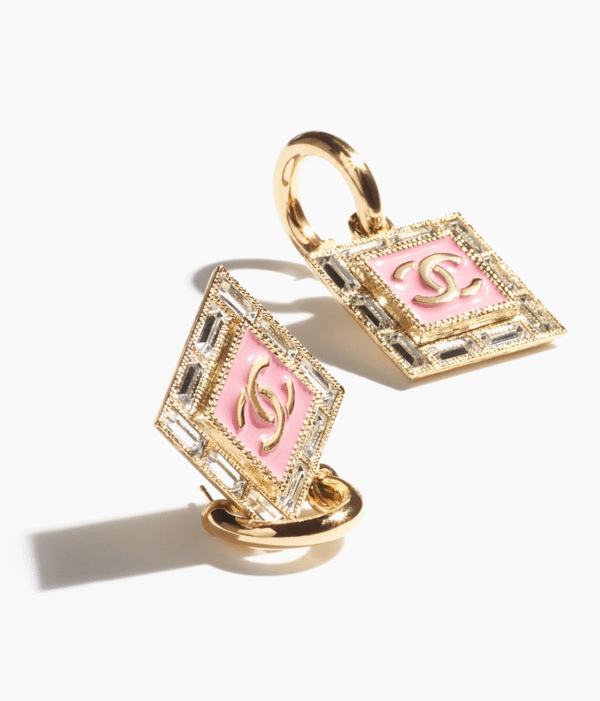 PENDANT EARRINGS