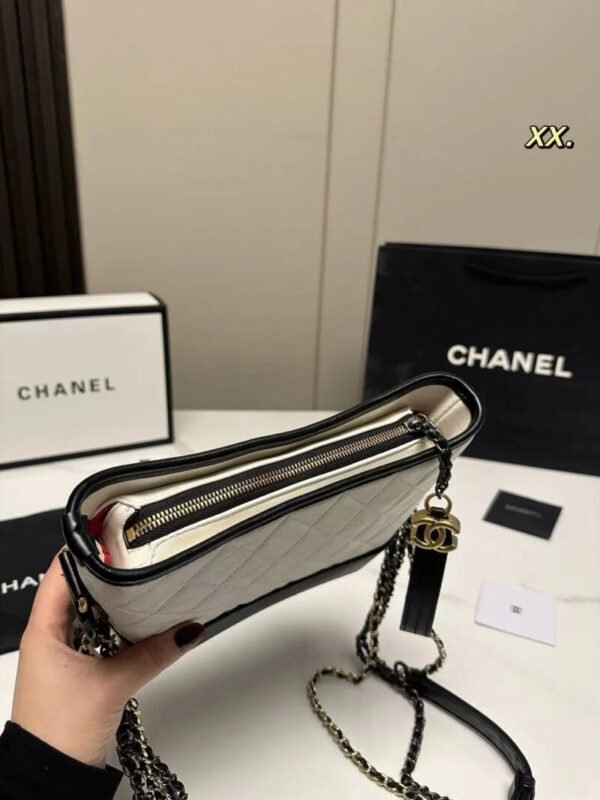 Chanel Chanel??S Gabrielle Small Hobo Bag A91810