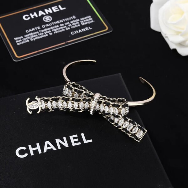 0586BDE5-F5CA-A572-59CC-458CA3227950.jpg CC Bracelet 0007
