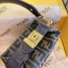 062B336E-1B51-0324-73A0-66B84F65B6E6.jpg Fendi Baguette Bag