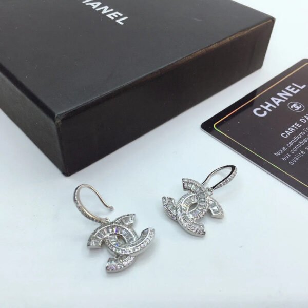0931DEAC-2C26-71C2-79F7-C3FF98502A2F_a53e8486-854b-4df0-a17c-a201f90081e4.jpg cc Earrings