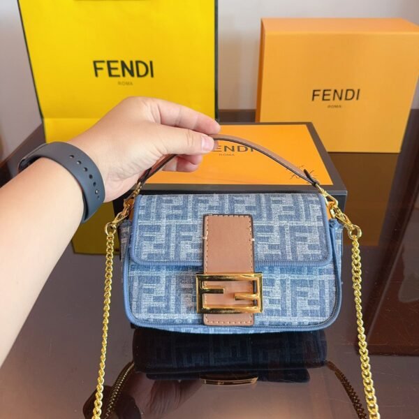 Fendi Baguette Mini