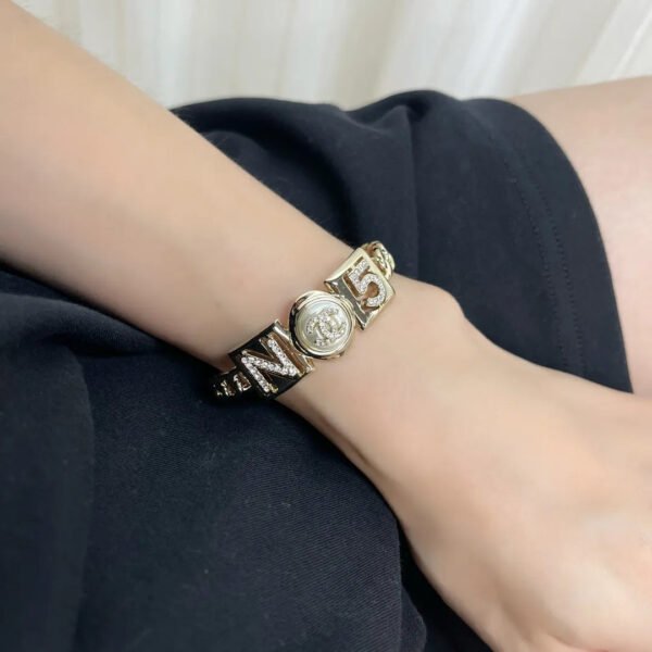 0BEAB65D-C766-BE6A-0B98-0F85CACB683B.jpg CC Bracelet 0018