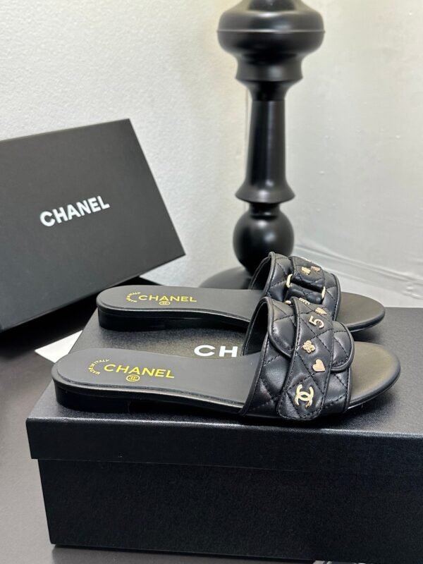 Chanel Women's Logo 25ss CC Sandal