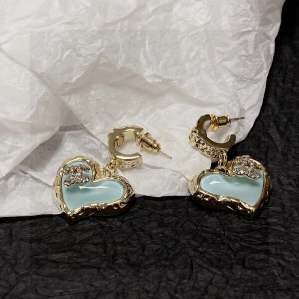 0D16080D-5959-A07D-1E13-AEEED3D5952B.jpg CC Jewelry New 35