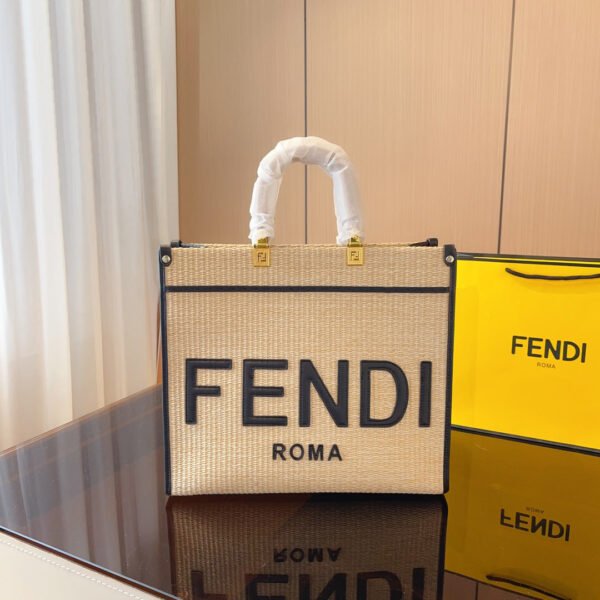Fendi Sunshine Medium - Brown