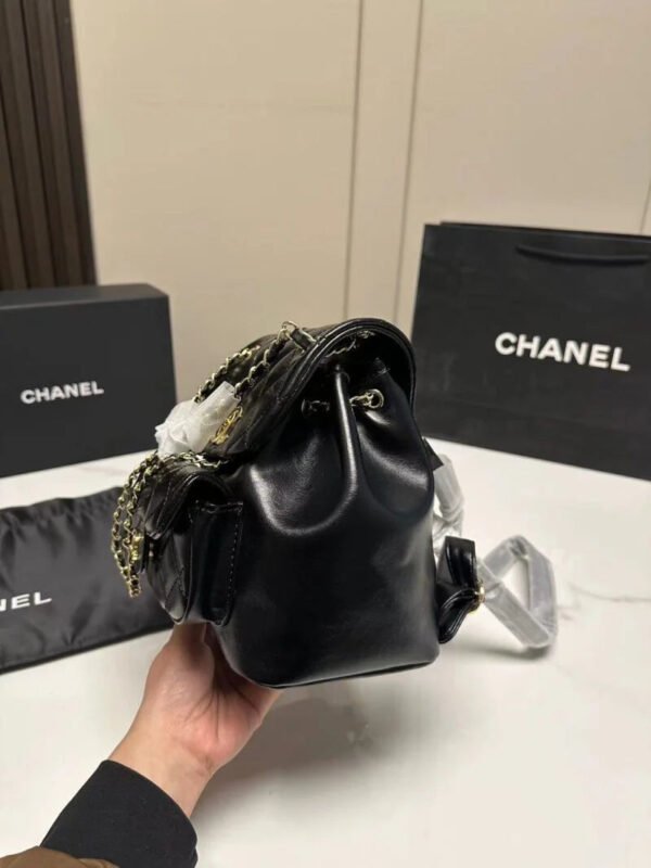 0F958F2B-565D-311C-EFC2-7C2FEB8F88D4.jpg Chanel Mini Duma BackpackAs2908