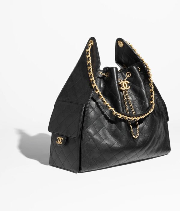 CHANEL 25 large bag(Black)