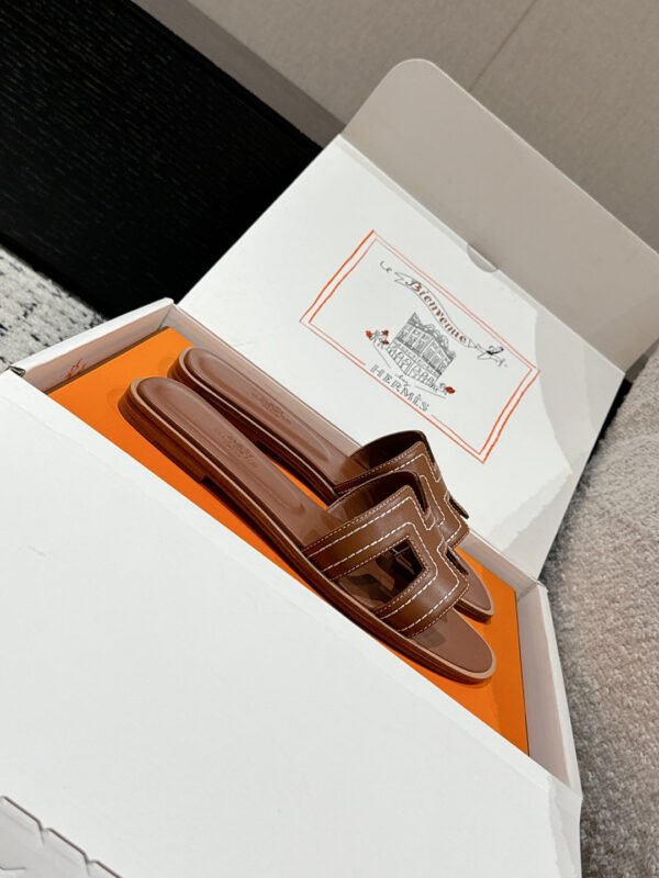 Hermes Women's Oran Sandal