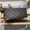 Louis Vuitton Petit Palais M45900