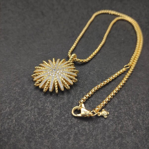 1544DC5B-E17C-25AD-A1A6-AE84A129D0F1.jpg David Yurman 18K Yellow White Gold Diamond Large Starburst Pendant
