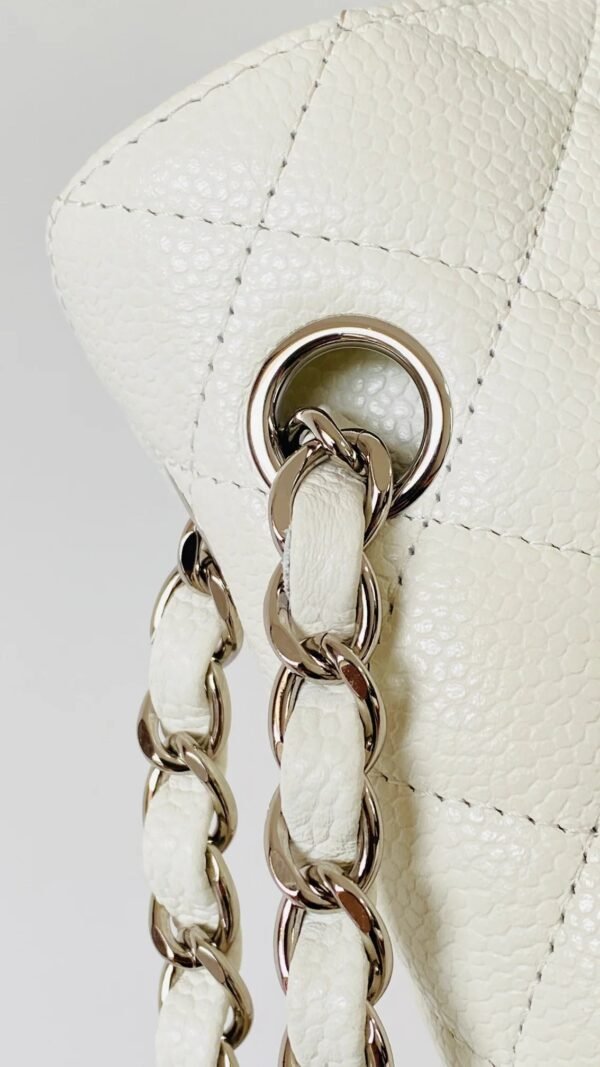 Chanel Small Classic Handbag White For Women, Women&rsquo;s Bags 9.1in/23cm