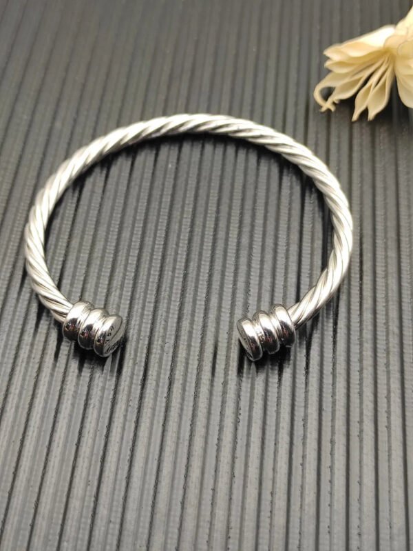 4mm Cable Classic Bracelet with Triple-Bar End Caps ??Sterling Style