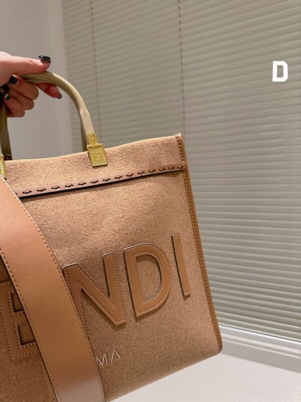 Fendi Sunshine Medium