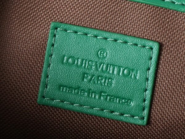 Louis Vuitton M12687 Keepall Bandouli&egrave;re 50