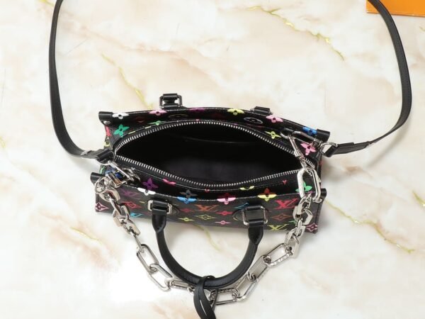 Louis Vuitton OnTheGo East West Chain M13260 LV x TM