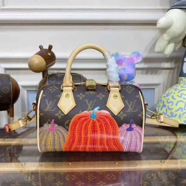 1A847029-F630-C206-EACD-026B2060018C.jpg Louis Vuitton LV x YK Speedy Bandoulière 20 M46469