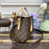 1B9EF1E8-0F4A-4D12-72DD-817D415DA965.jpg Louis Vuitton Montaigne BB M41055