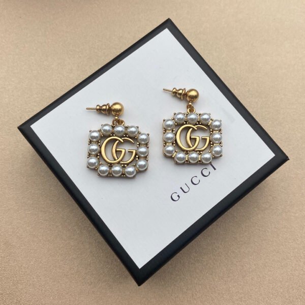 1BBB34B8-E4AB-22E1-E96F-C40A3E6D3B7B.jpg Gucci GG Earrings