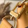 1C2EE448-D1D6-F7B7-BF24-E1FD59E4A013.jpg Louis Vuitton M24846 Loop