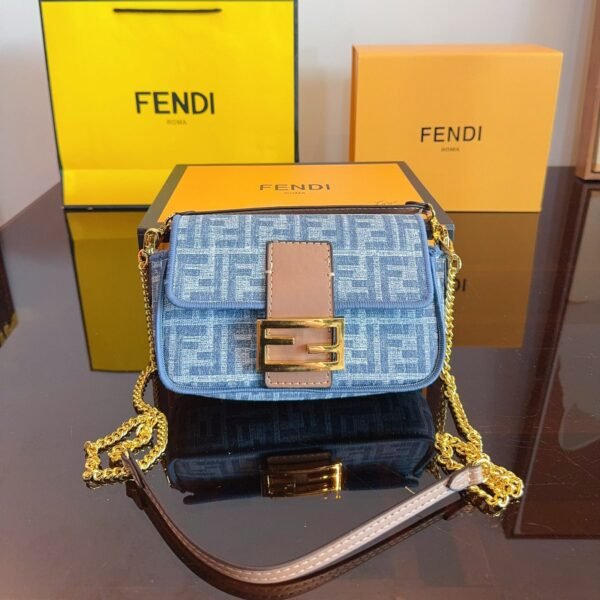Fendi Baguette Mini