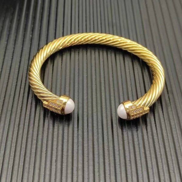 7mm Cable Bracelet with Pearls & Diamond Accents