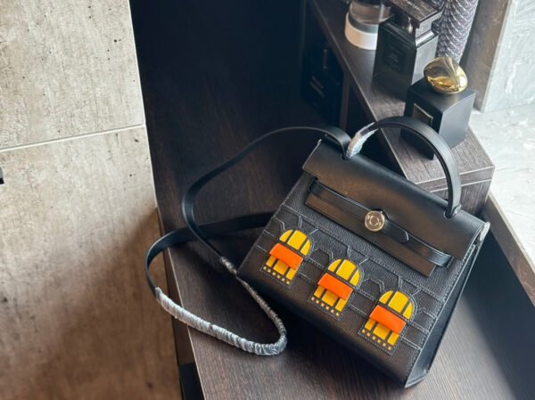 Kelly 18 Bag - White