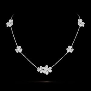 Frivole necklace, 9 flowers