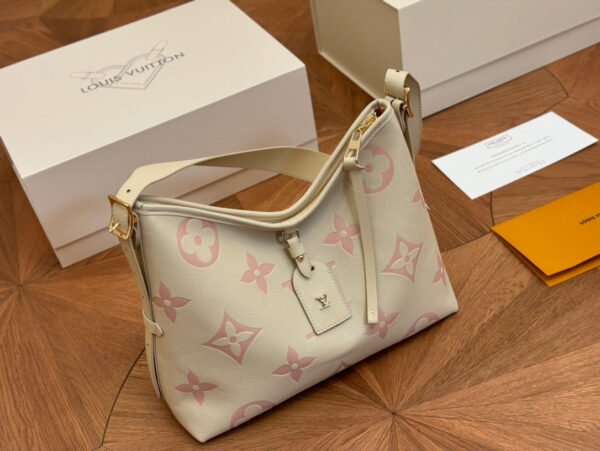 1FEB7C34-2858-FA70-7D13-83B48A2E8656.jpg Louis Vuitton M24141 CarryAll PM