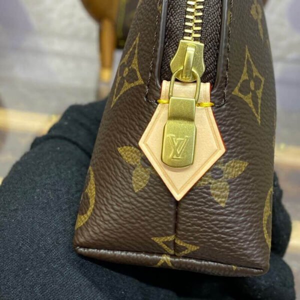 Louis Vuitton Cosmetic Pouch M47515