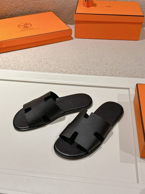 Hermes Men's Izmir Sandal