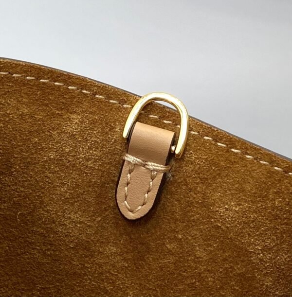 20DE2C8D-53A8-F5DC-2DA5-D7DE3D460495.jpg Fendi Small Way Bag