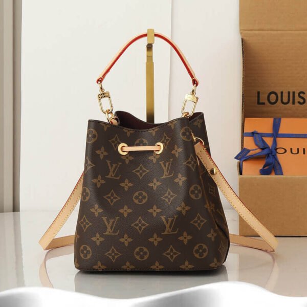 Louis Vuitton N&eacute;ono&eacute; BB M46581