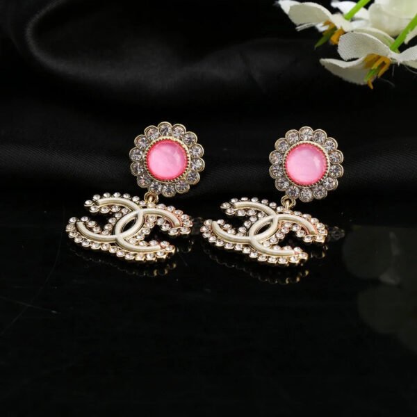 21668120-61D5-6D4D-F449-5218D219580B.jpg CC Jewelry New 36