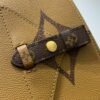 23574F69-799A-662A-0541-AA64F7542678.jpg Louis Vuitton M46823 OnTheGo Voyage