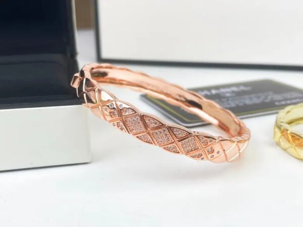 CC Bracelet 0019 - Rose gold