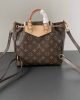 2479A9A1-C9AB-294F-A5FD-745437B96C53.jpg Louis Vuitton Excursion PM M46932