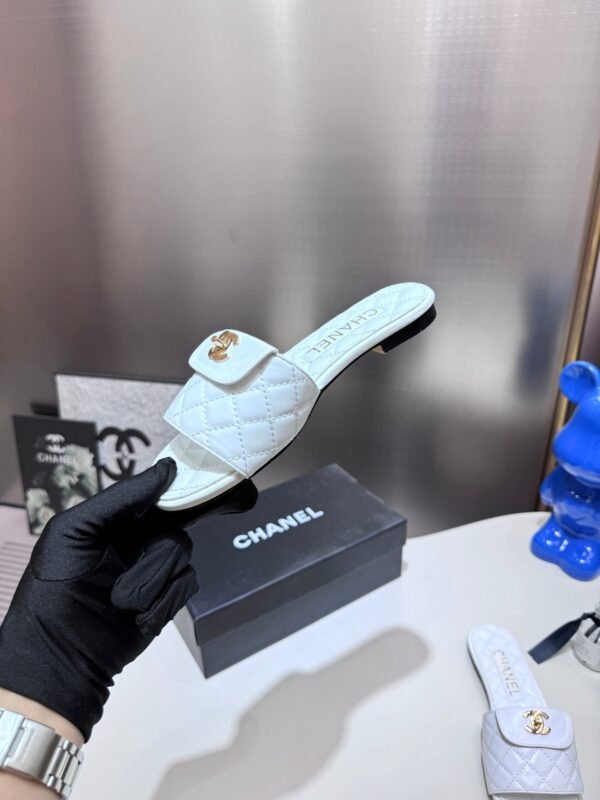 Chanel Women's Logo 25ss CC Sandal