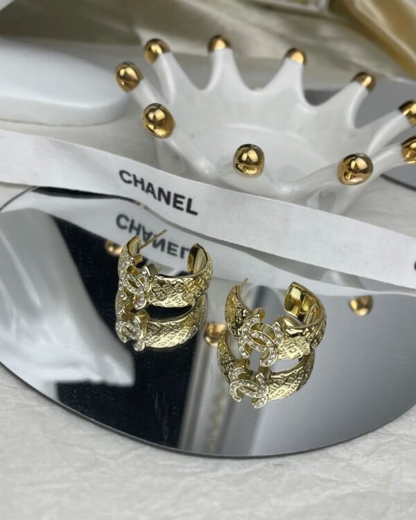 2707425D-0FBF-BFEB-8DB0-86B97D888F7C.jpg CC Jewelry New 16