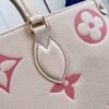 Louis Vuitton OnTheGo MM M21575