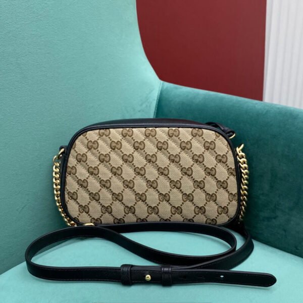 2838856F-124F-258A-310A-C9CA86814E60.jpg Gucci Marmont Canvas Camera 24x13cm