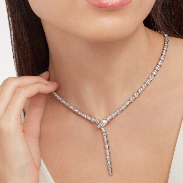 293C0AF2-80C0-EE60-EE78-2CAF4C23A3BD.jpg Serpenti Viper Necklace