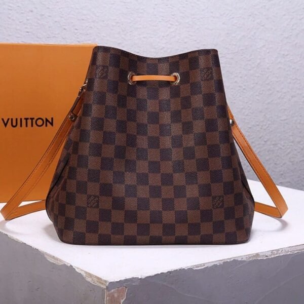 2A04B37A-5D3E-F38C-3384-48BC5617B2CD.jpg Louis Vuitton NeoNoe Bucket Bag N40213