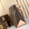 2A0D366F-9A44-5098-A0F5-40E99F87DECC.jpg Louis Vuitton Mezzo M47134