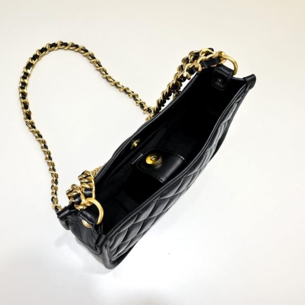 Chanel HOBO HANDBAG